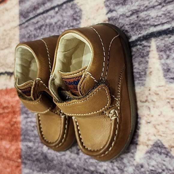 NEW WITH BOX Baby Shoes - Picture 4 of 9